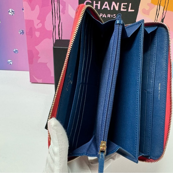 šSALE $2000 CHANEL BICOLOR REISSUE 2.55 - Picture 10 of 14